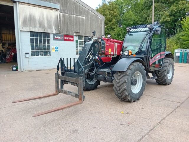 Case FARMLIFT 935