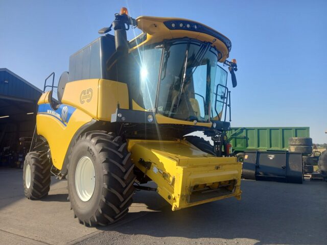 New Holland CH7.70