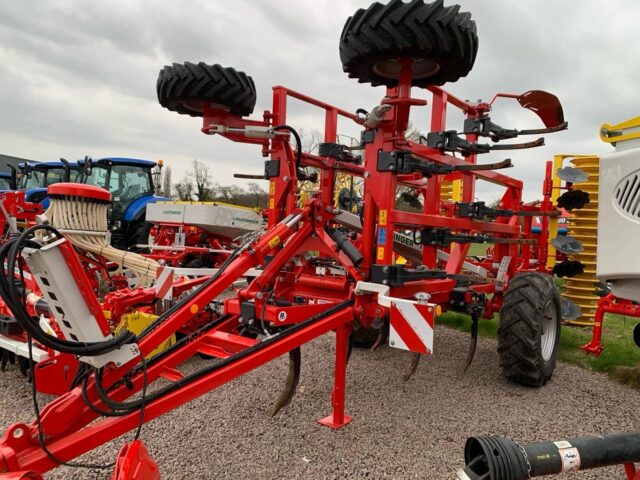 EX DEMO Pottinger Terria 5030 For Sale