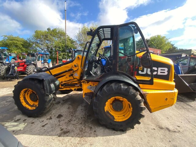 JCB TM 320 Telehandler