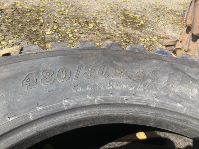 BKT 480-80 R34+400-80 R24 TURF TYRES