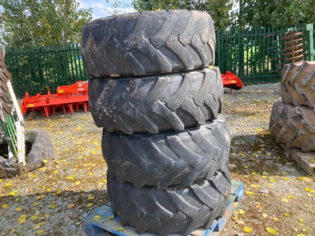 JCB WHEELS-TYRES 405-70 R24