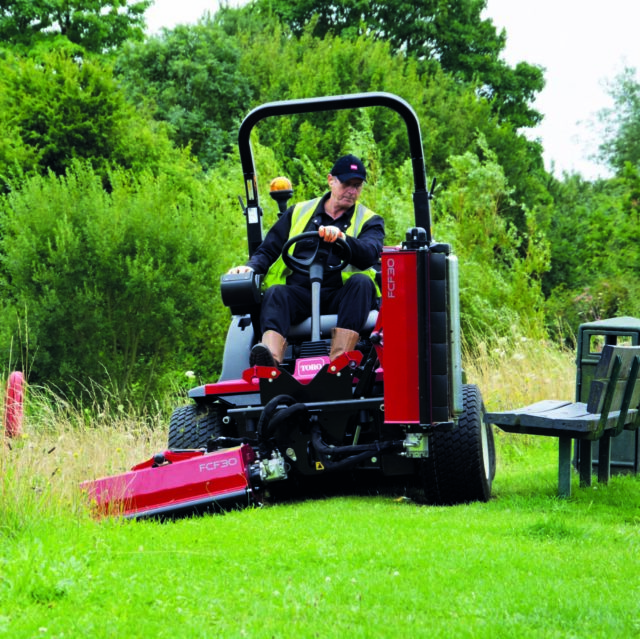 Stander Ride On Mower Scag