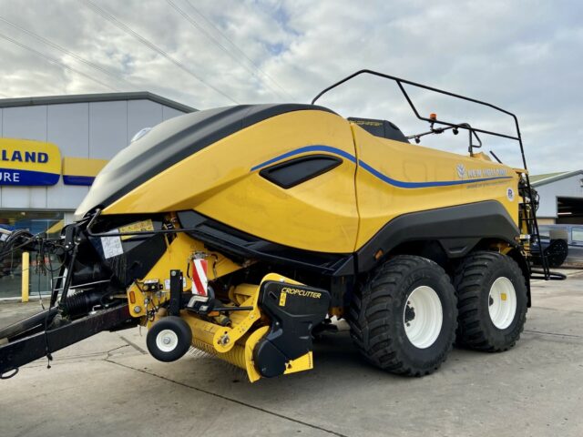 New Holland BB1290 HD Baler