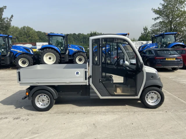 Garia City EC Utility Vehicle