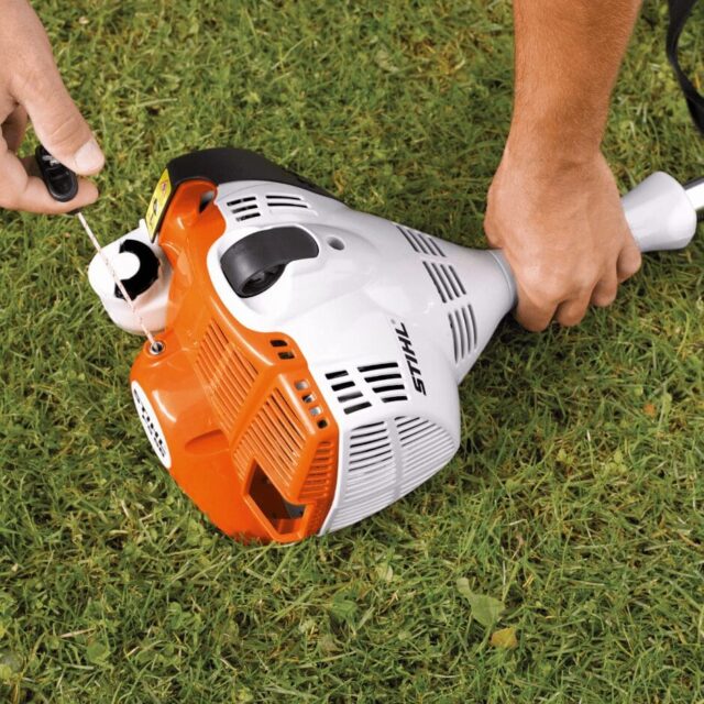 Stihl FS40 Petrol Strimmer