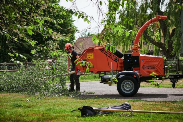 Timberwolf TW 230HB Petrol Wood Chipper