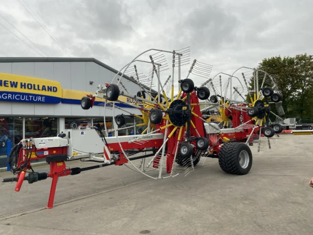 Pottinger TOP 1403 4 Rotor Rake