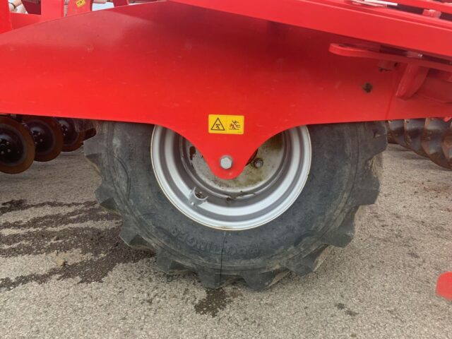 Pottinger Terrasem V6000 Drill