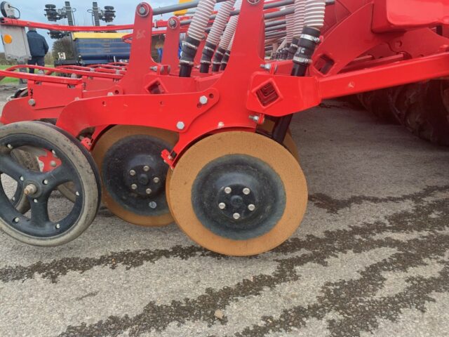 Pottinger Terrasem V6000 Drill