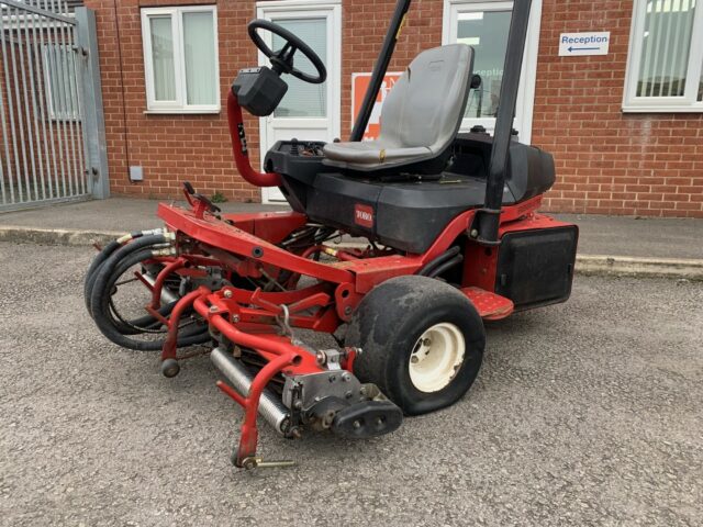 Toro GR3250 Triple Mower