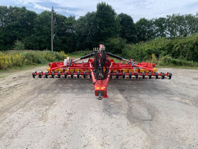 EX DEMO Vaderstad Carrier XT525 Cultivator For Sale