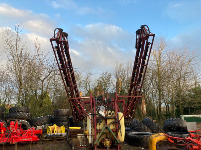 Hardi LHY 800 Mounted Sprayer