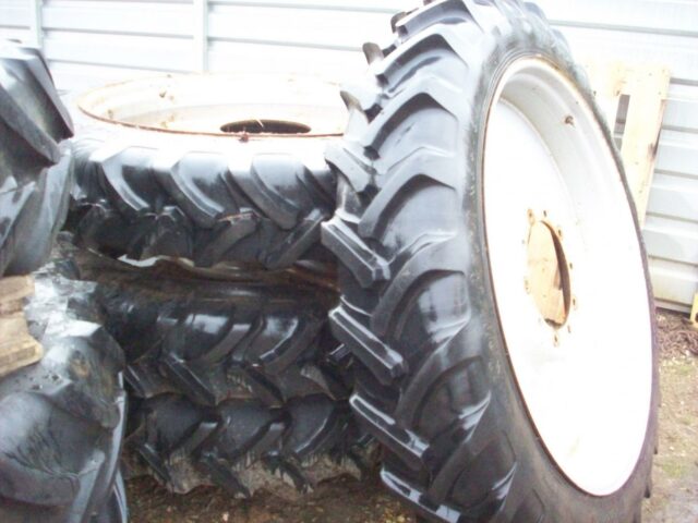 JCB Wheels and Tyres