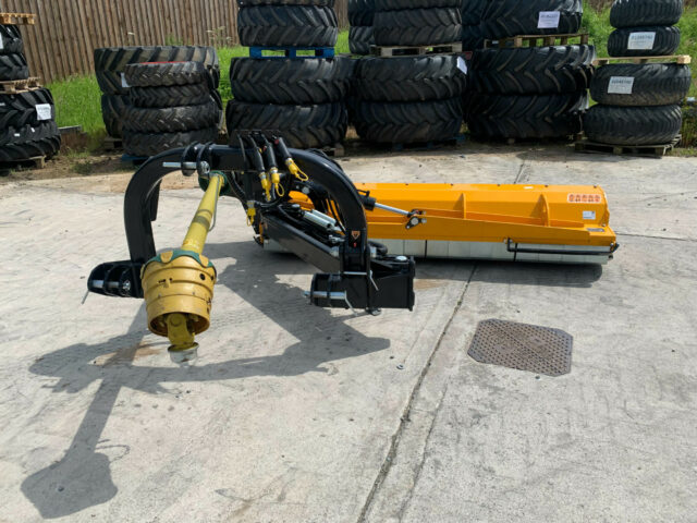 NEW McConnel Magnum 225 Elite Offset Mower For Sale