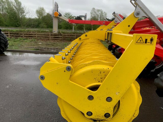 NEW Pottinger Terria 5030 Cultivator For Sale