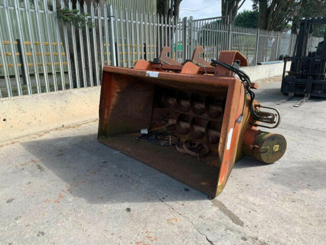 USED BOM Auger Feeder Bucket For Sale