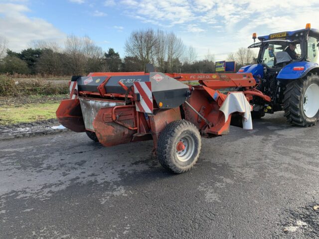 USED Kuhn FC 303GL Mower Conditioner For Sale