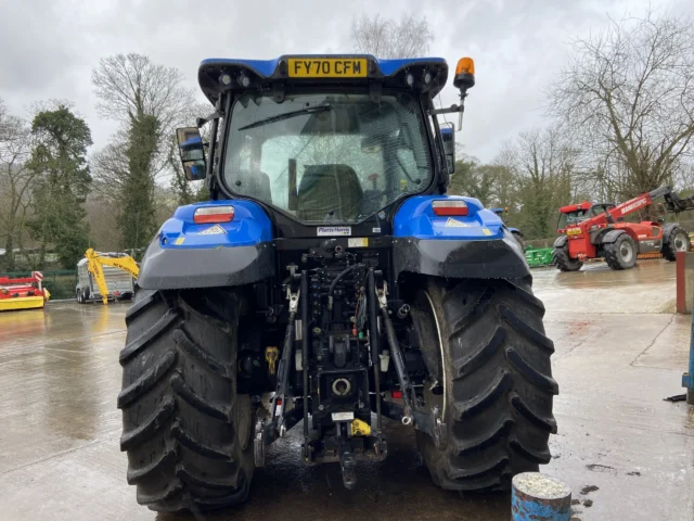 New Holland T6.180 Tractor c/w Quicke Q5M Front Loader