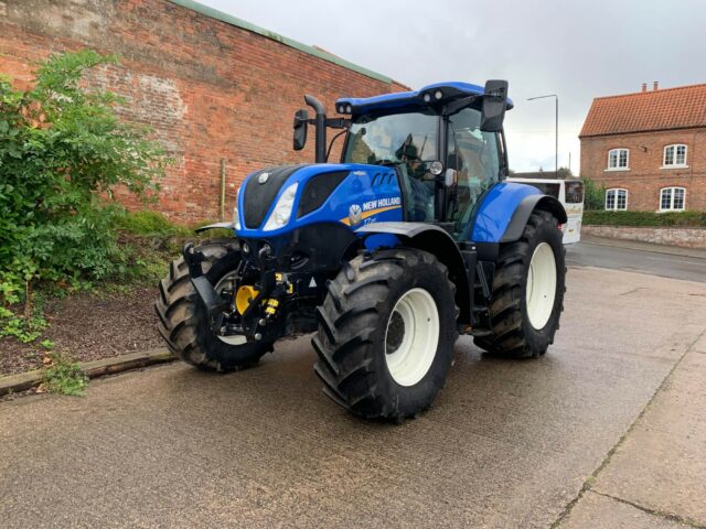 USED New Holland T7.210 Tractor For Sale