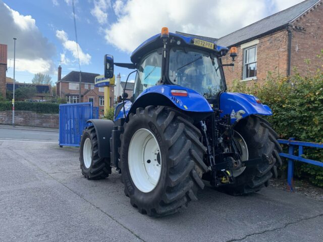 USED New Holland T7.210 Tractor For Sale