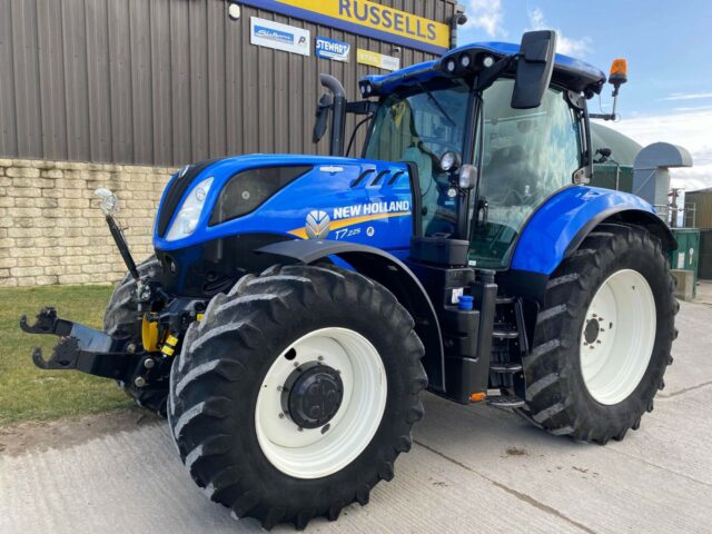 USED New Holland T7.225 Tractor For Sale