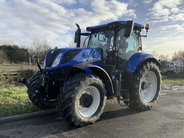 USED New Holland T7.260 Tractor For Sale