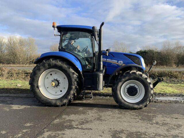 USED New Holland T7.260 Tractor For Sale