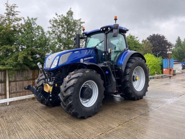 USED New Holland T7.315HD Tractor For Sale