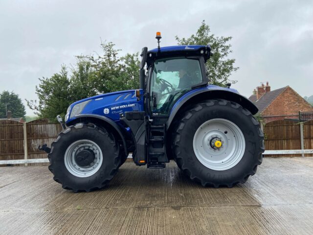 USED New Holland T7.315HD Tractor For Sale