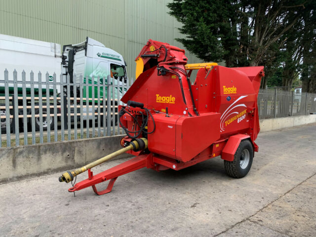 USED Teagle Tomahawk 8500 Bedder/ Feeder For Sale