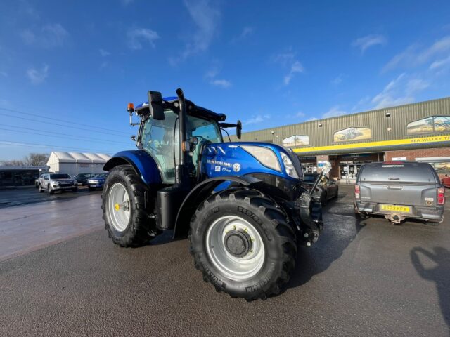 *EX HIRE* NEW HOLLAND T7.225 AUTO COMMAND