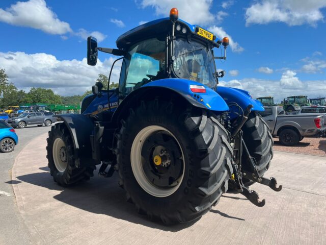 NEW HOLLAND T7.260 POWER Command