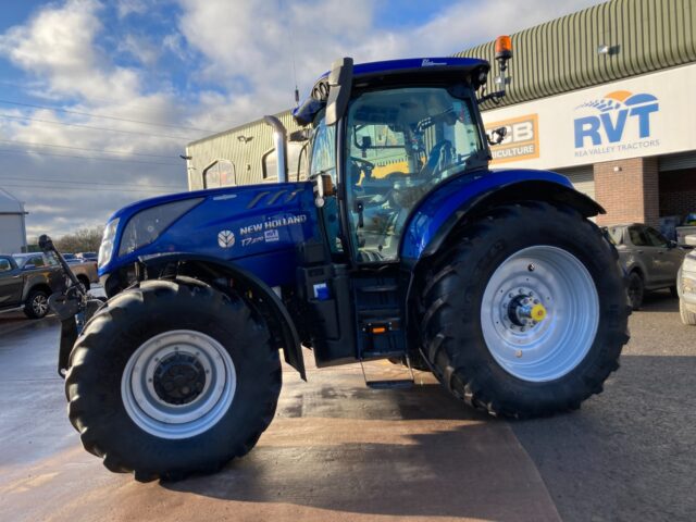 NEW HOLLAND T7.270 AUTO COMMAND