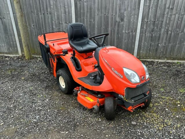 KUBOTA GR1600 II RIDE ON MOWER (2006)