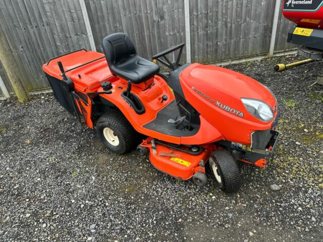 KUBOTA GR1600 II RIDE ON MOWER (2006)