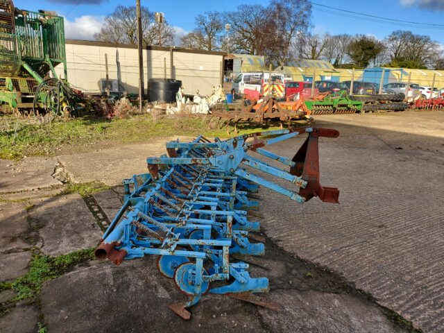 Nicholson 6 row sugar beet hoe