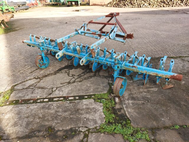 Nicholson 6 row sugar beet hoe