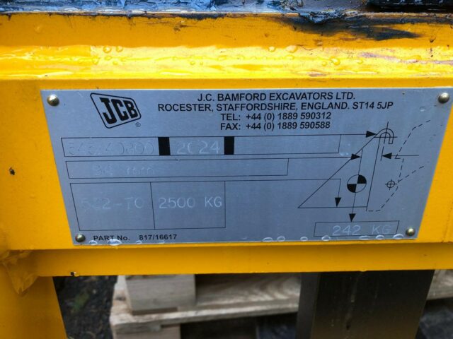 TB03447A 2024 JCB PALLET FORKS