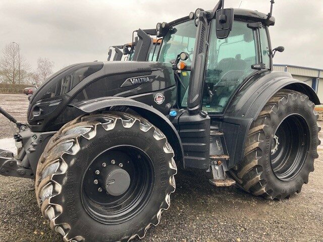 VA685100 – 2020 Ex Hire Valtra T254V SmartTouch Tractor