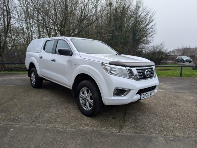 2M040857 NISSAN 2.3 DCI DC NAVARA ACENTA