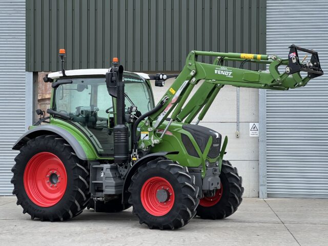 FENDT 312 VARIO 338 HOURS!