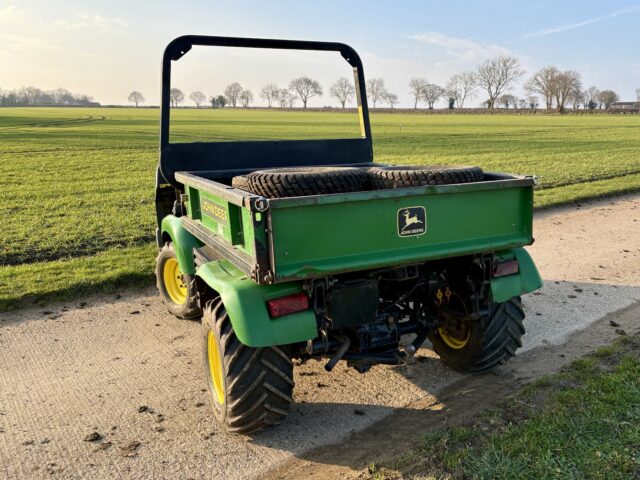 John Deere Pro Gator 2030 4×4