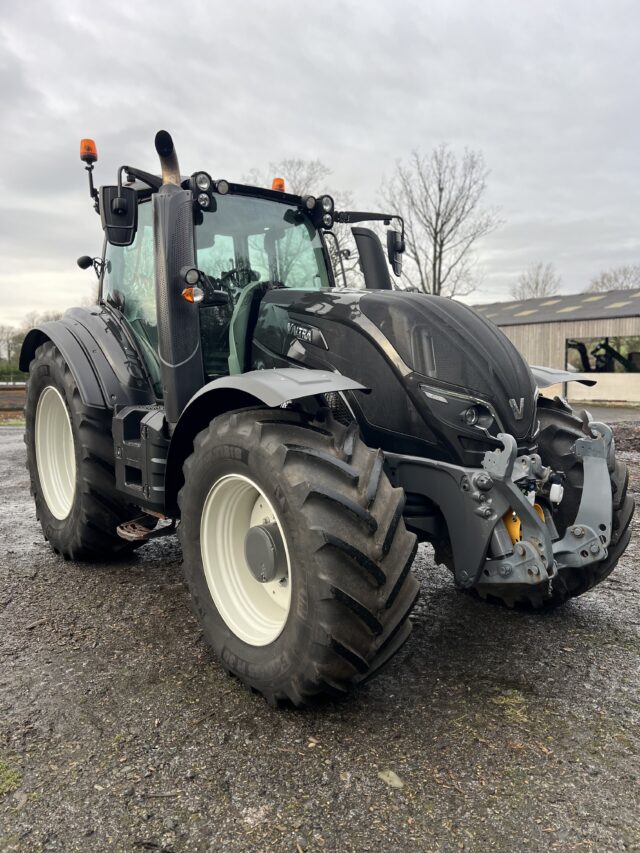 Valtra T174 Active