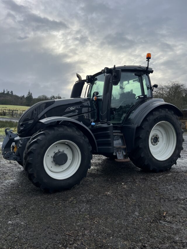 Valtra T174 Active