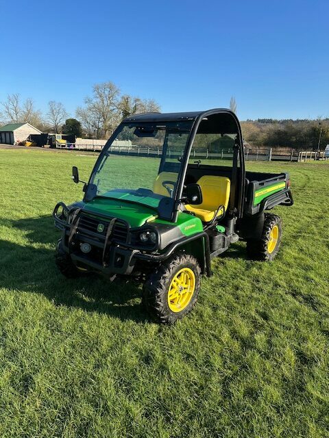 John Deere Gator 855M