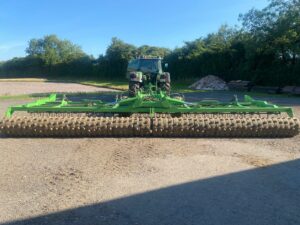 One- 2011 Tillso 8.4m Rake and Roll