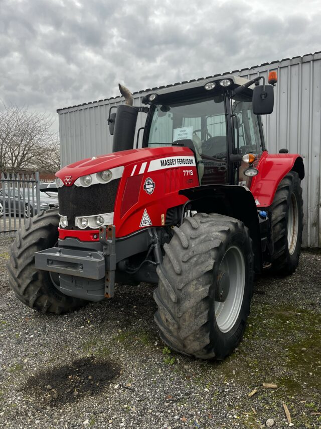 T2019582 – 2017 Massey Ferguson 7718 Efficient Tractor