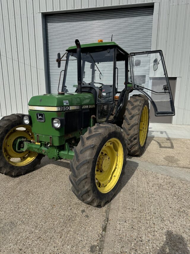 John Deere 1950