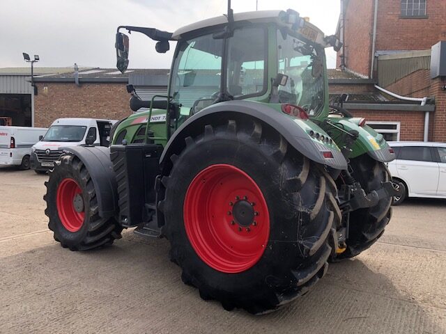 T5012251 FENDT 724 VARIO S4 PROFI+